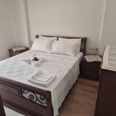 Familja Kapaj דירה